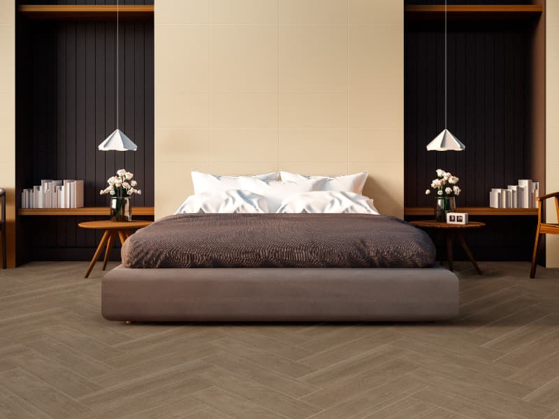 Habitación elegante con piso café