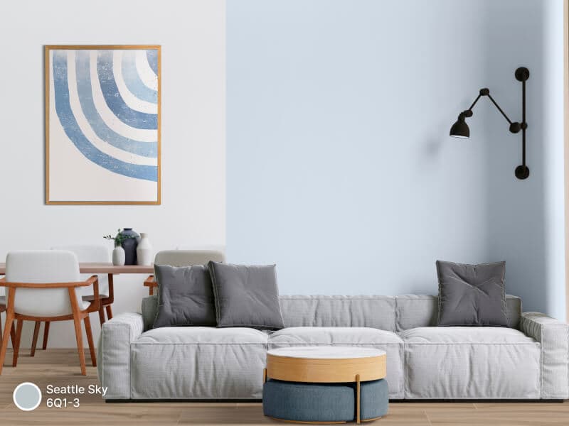 Sala con comedor en tonos claros